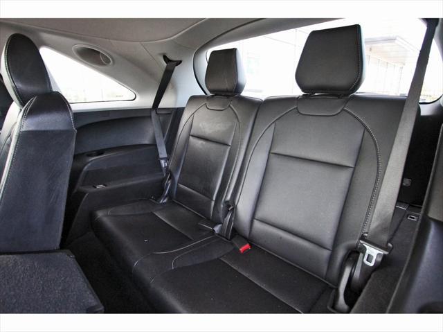 used 2020 Acura MDX car, priced at $24,158