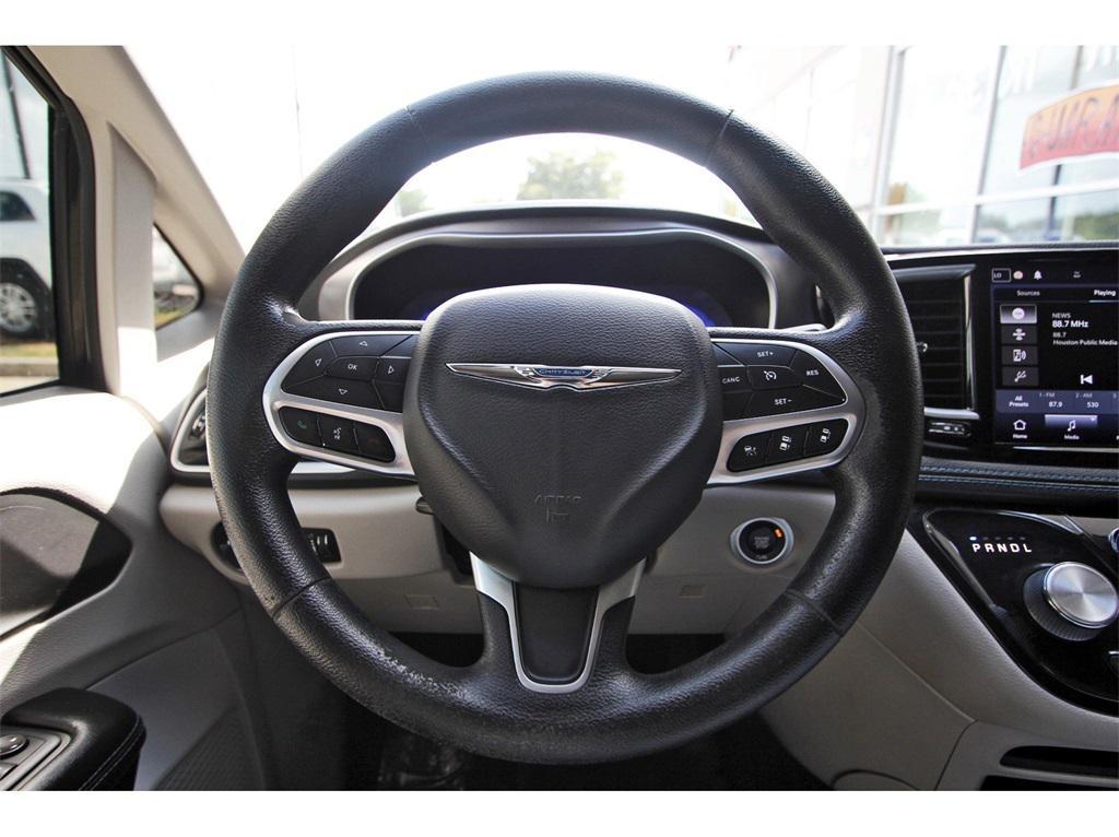 used 2021 Chrysler Pacifica car, priced at $17,129