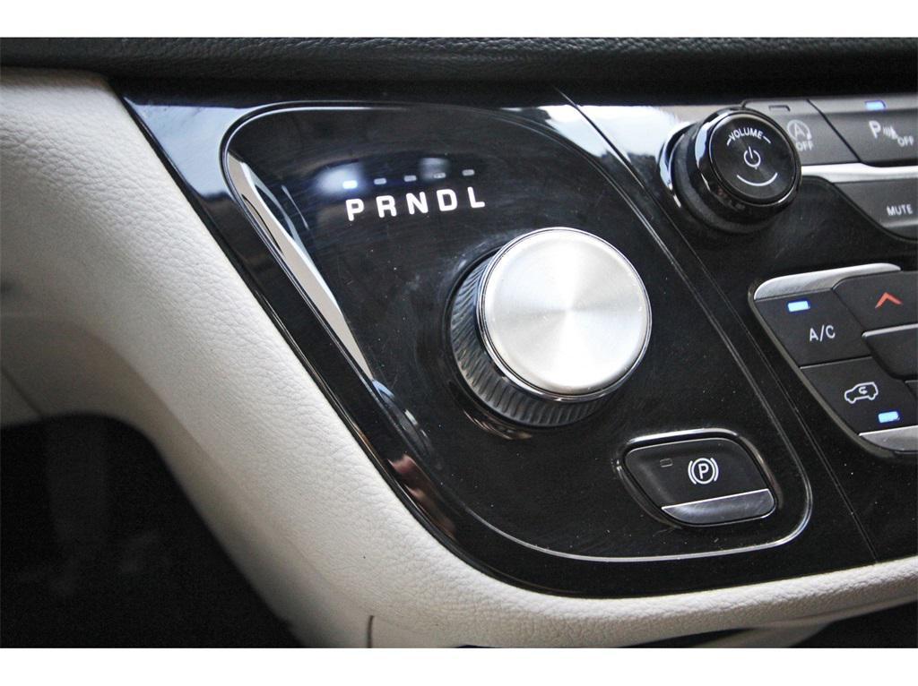 used 2021 Chrysler Pacifica car, priced at $17,129