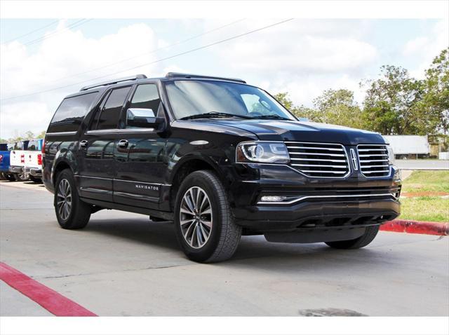 used 2017 Lincoln Navigator car, priced at $19,997