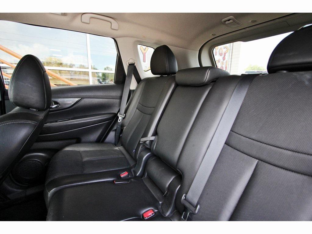 used 2016 Nissan Rogue car, priced at $15,759