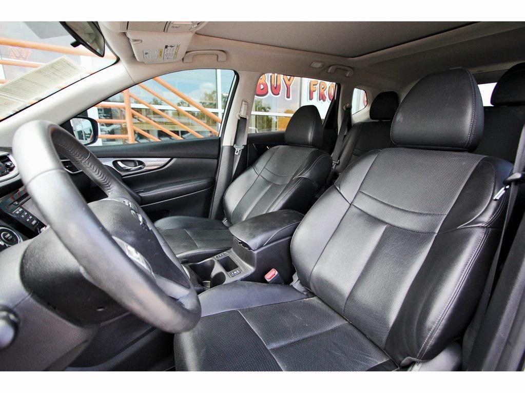 used 2016 Nissan Rogue car, priced at $15,759