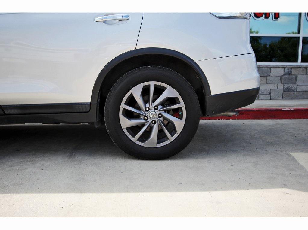 used 2016 Nissan Rogue car, priced at $15,759