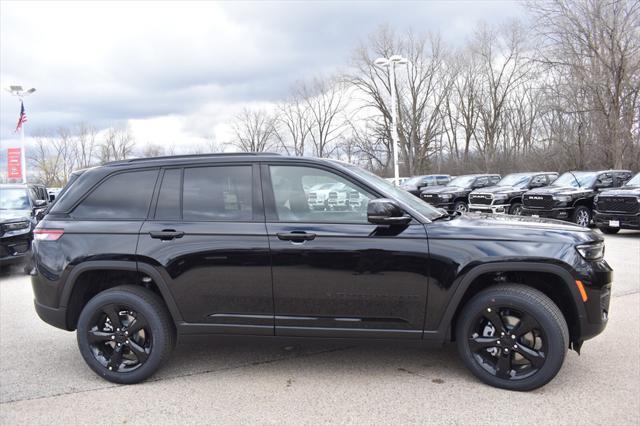 new 2025 Jeep Grand Cherokee car, priced at $41,757
