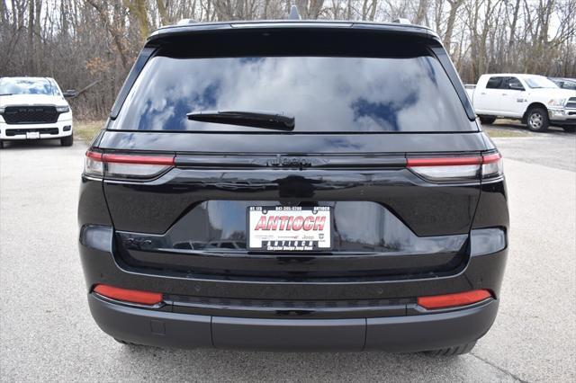 new 2025 Jeep Grand Cherokee car, priced at $41,757