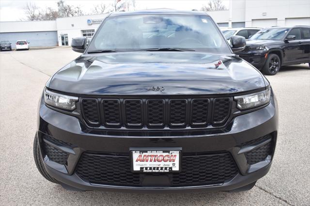 new 2025 Jeep Grand Cherokee car, priced at $41,757