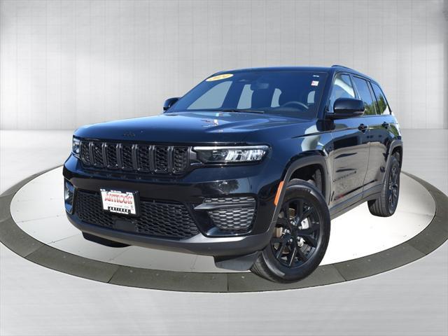 used 2024 Jeep Grand Cherokee car, priced at $32,977