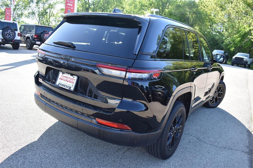 used 2024 Jeep Grand Cherokee car, priced at $32,377