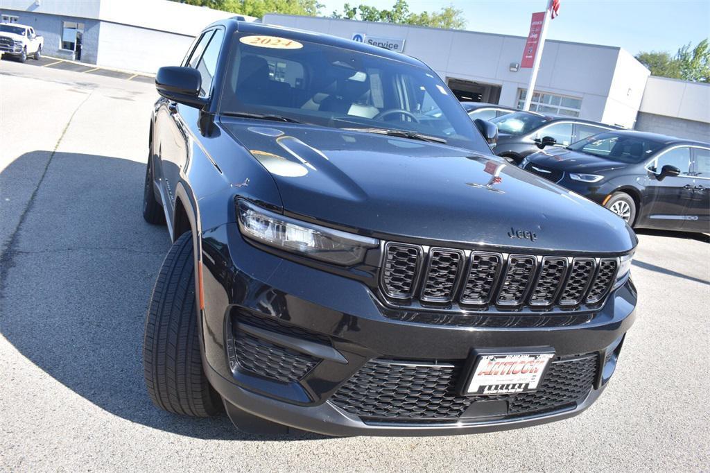 used 2024 Jeep Grand Cherokee car, priced at $32,377