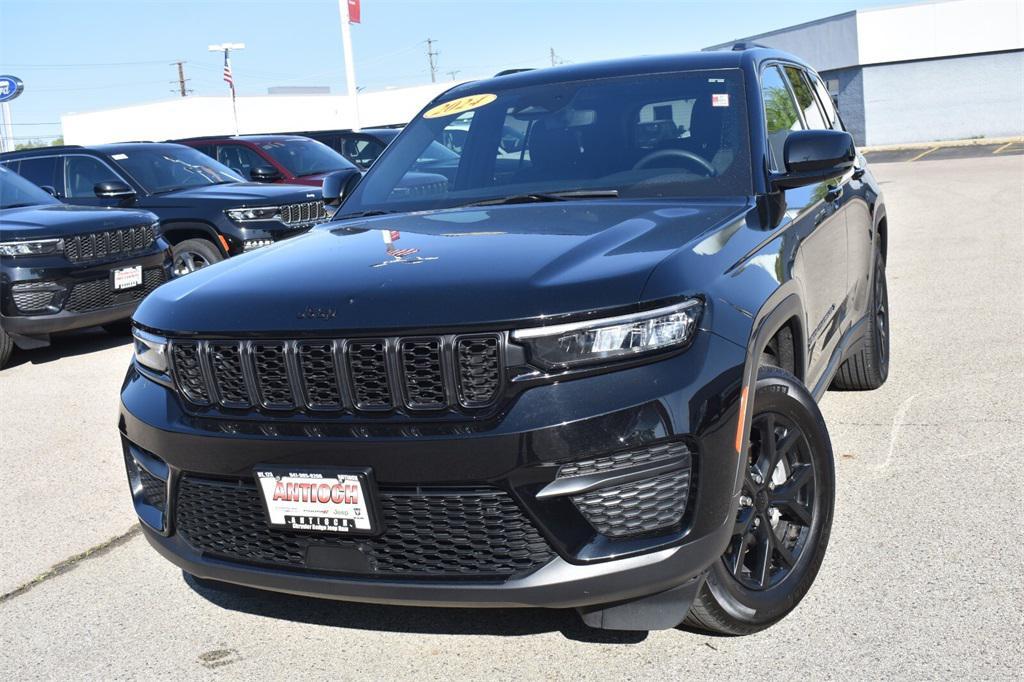 used 2024 Jeep Grand Cherokee car, priced at $32,377