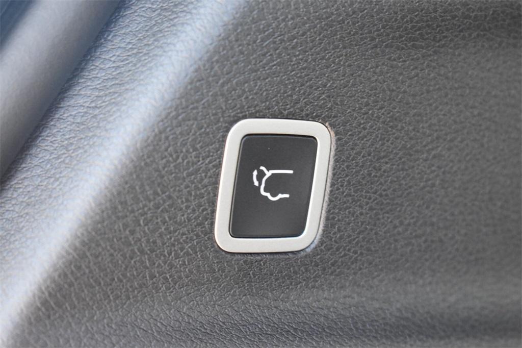 new 2026 Chrysler Voyager car, priced at $37,482