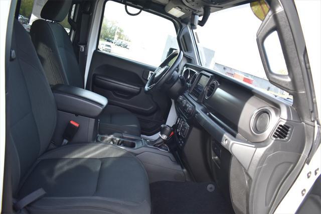 used 2021 Jeep Gladiator car, priced at $32,546