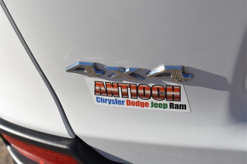 used 2019 Jeep Cherokee car, priced at $19,177