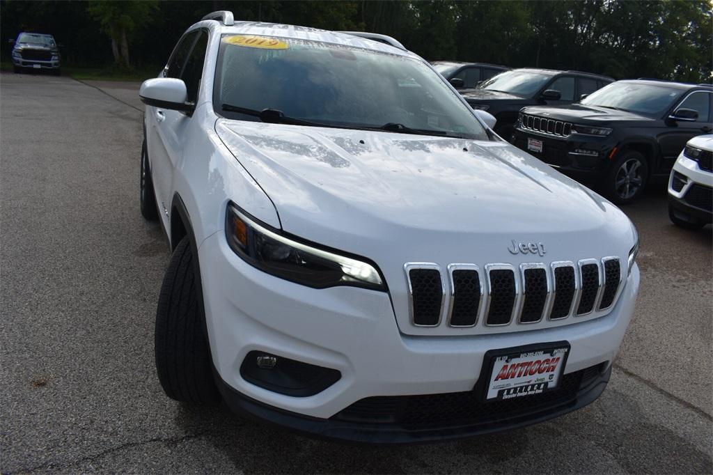 used 2019 Jeep Cherokee car, priced at $19,177