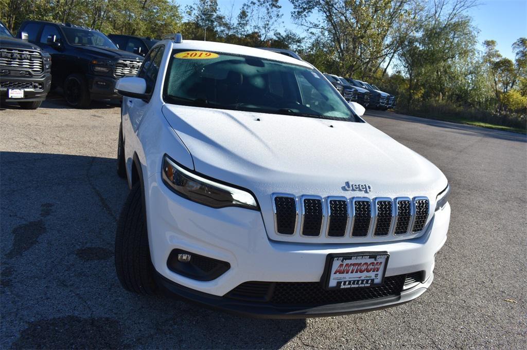 used 2019 Jeep Cherokee car, priced at $19,177