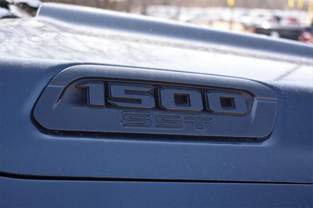 new 2025 Ram 1500 car, priced at $44,346