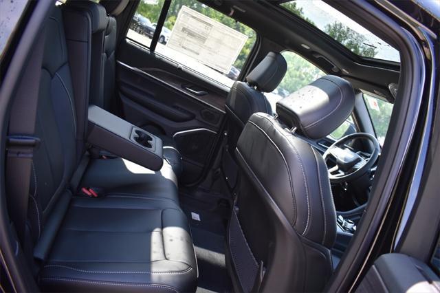 new 2025 Jeep Grand Cherokee car