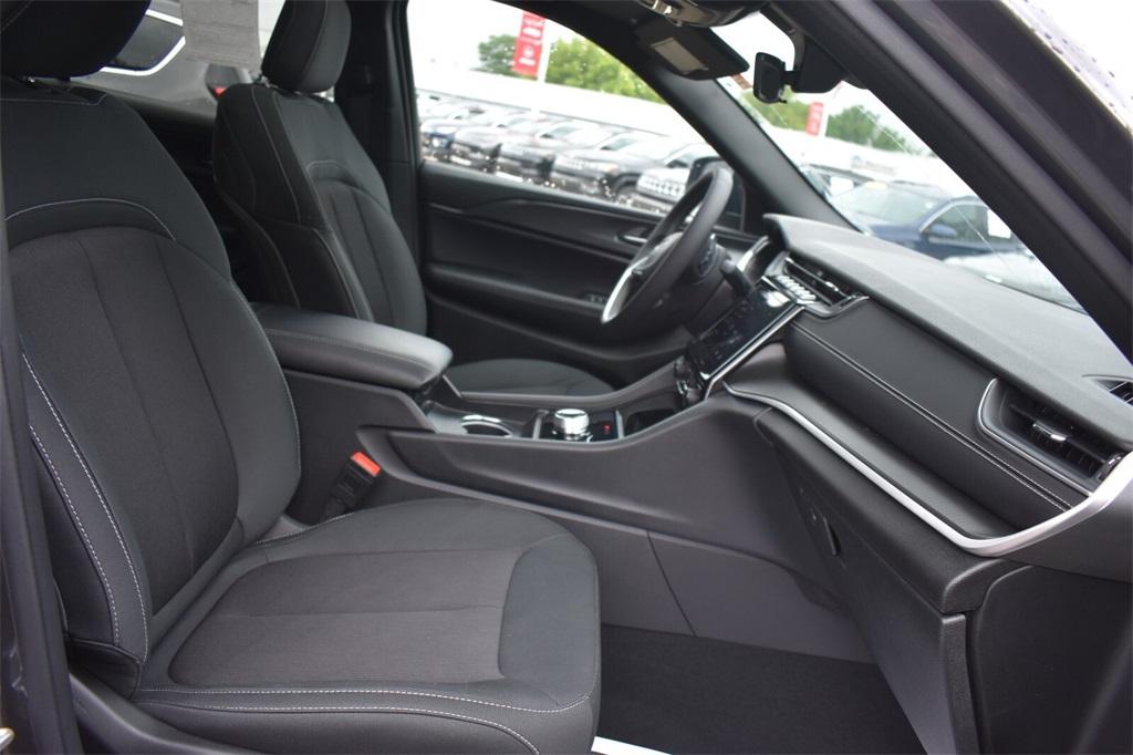 used 2025 Jeep Grand Cherokee L car, priced at $36,177