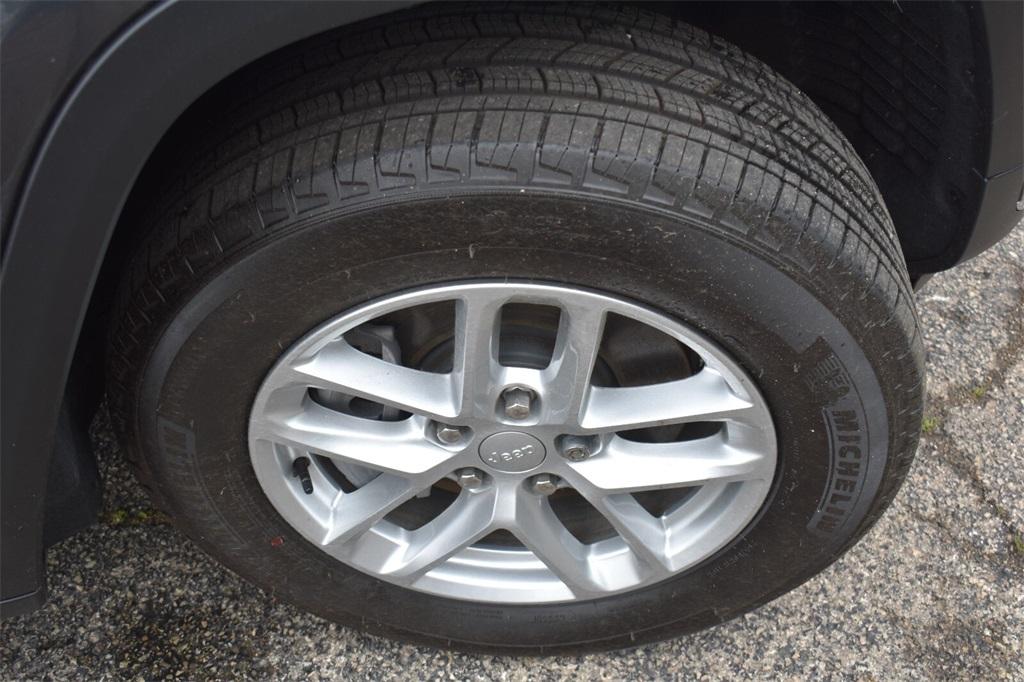 used 2025 Jeep Grand Cherokee L car, priced at $36,177