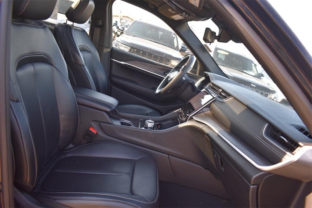 used 2024 Jeep Grand Cherokee L car, priced at $37,677