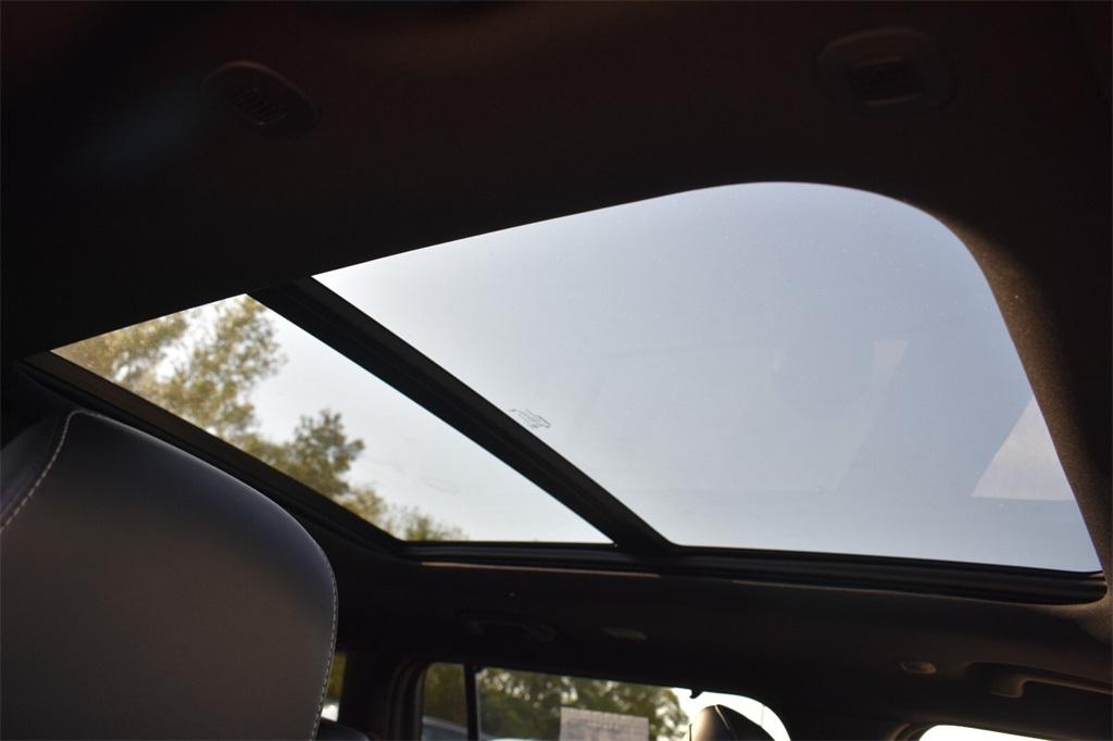 used 2024 Jeep Grand Cherokee L car, priced at $37,677