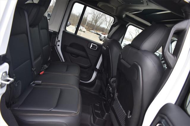 new 2025 Jeep Wrangler car, priced at $54,166