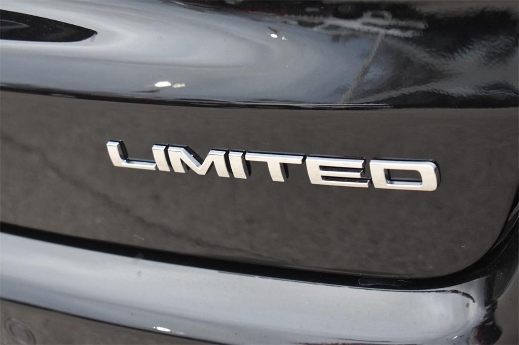 new 2025 Jeep Compass car, priced at $28,232