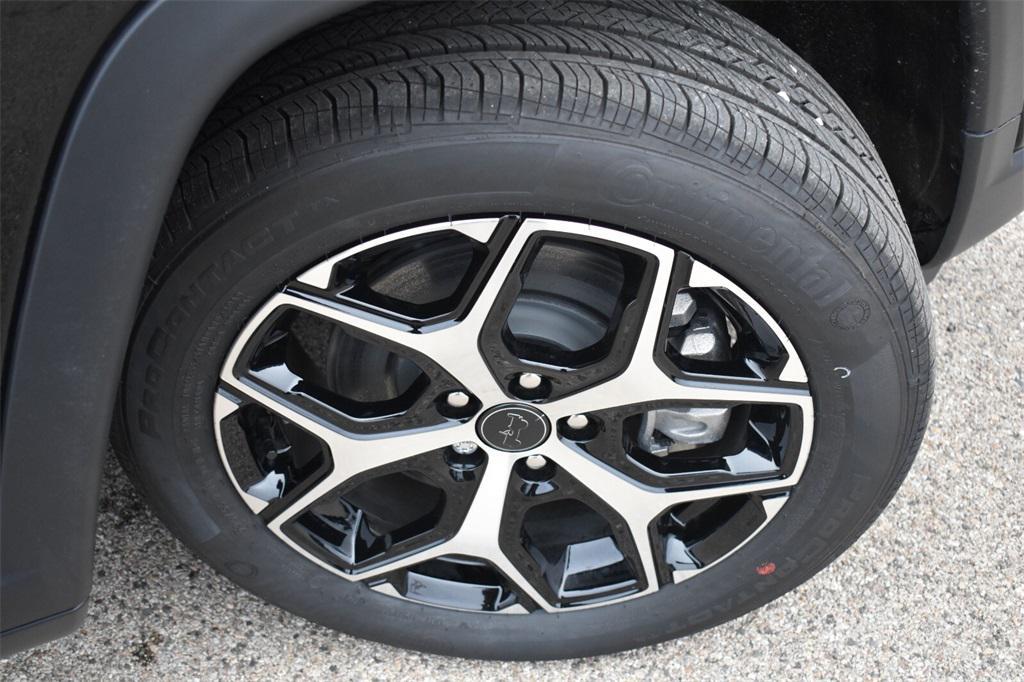 new 2025 Jeep Compass car, priced at $28,232