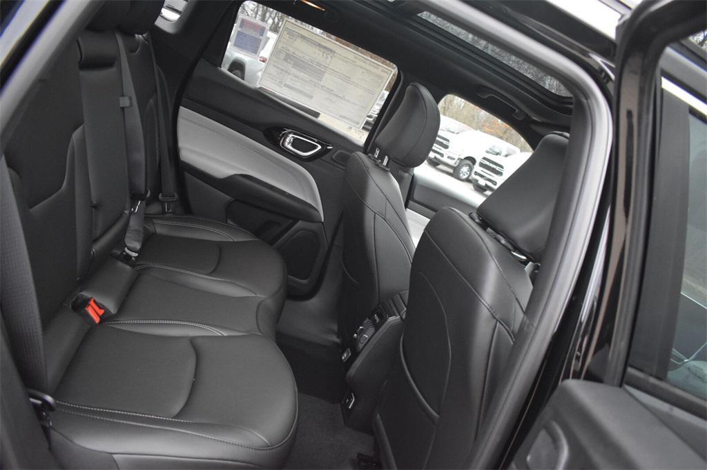 new 2025 Jeep Compass car, priced at $28,232