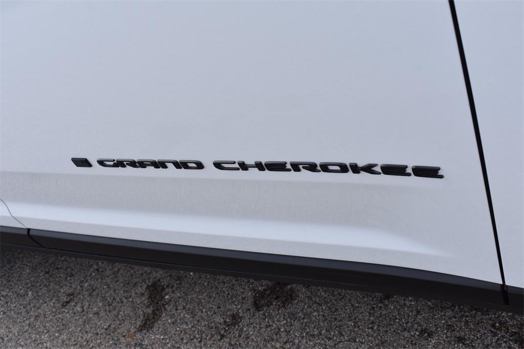 new 2025 Jeep Grand Cherokee car, priced at $41,578