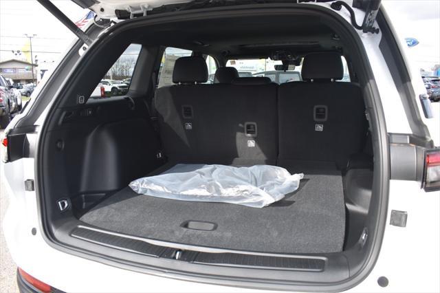 new 2025 Jeep Grand Cherokee car, priced at $41,239