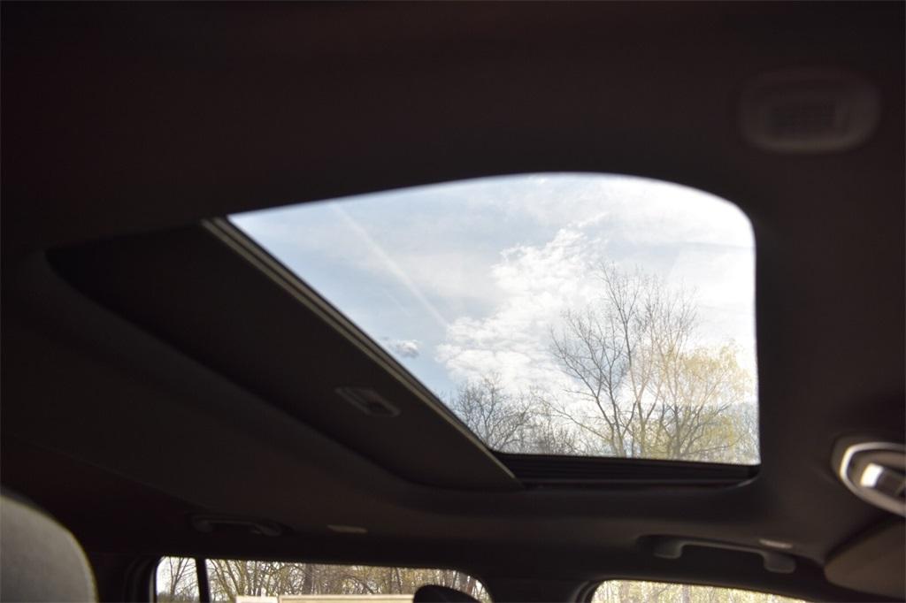 new 2025 Jeep Grand Cherokee L car, priced at $34,952