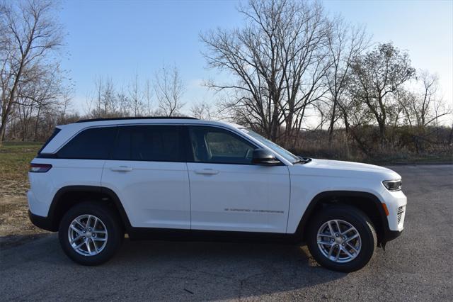 new 2025 Jeep Grand Cherokee car, priced at $37,760