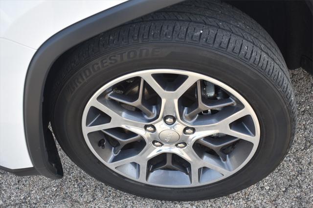 used 2021 Jeep Grand Cherokee car, priced at $29,946