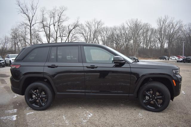 new 2025 Jeep Grand Cherokee car, priced at $41,945