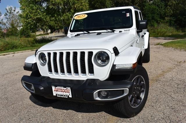 used 2023 Jeep Gladiator car, priced at $34,346