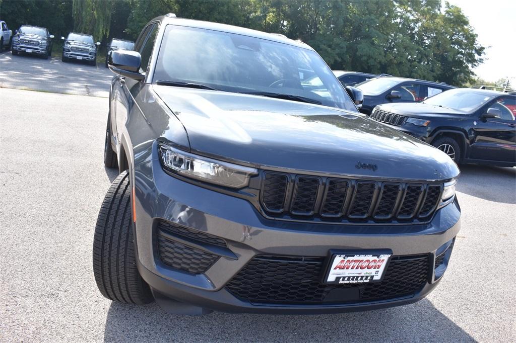 new 2025 Jeep Grand Cherokee car, priced at $41,591