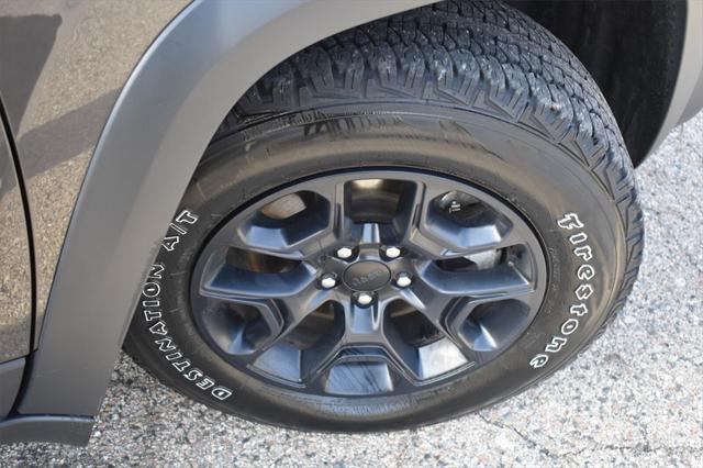 used 2021 Jeep Cherokee car, priced at $19,946