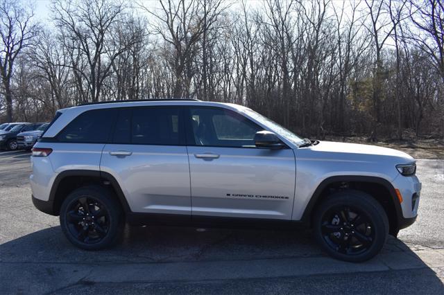 new 2025 Jeep Grand Cherokee car, priced at $41,346