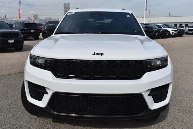 new 2025 Jeep Grand Cherokee car, priced at $40,321