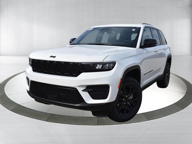 new 2025 Jeep Grand Cherokee car, priced at $40,321