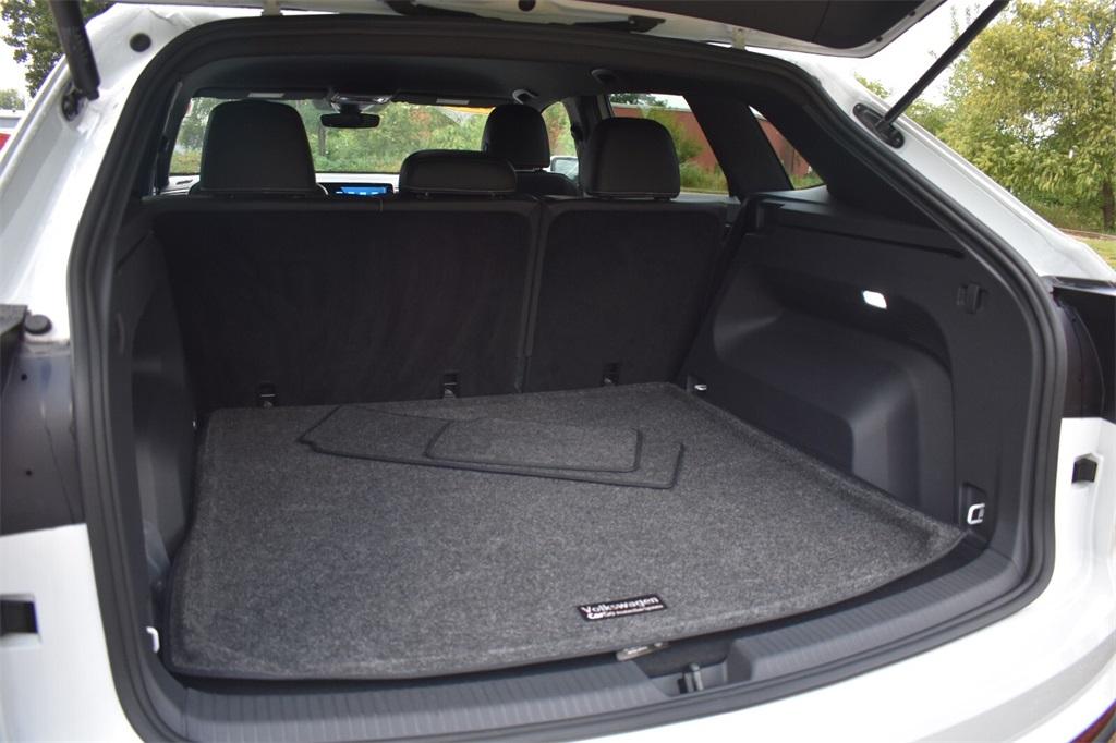 used 2024 Volkswagen Atlas Cross Sport car, priced at $29,977