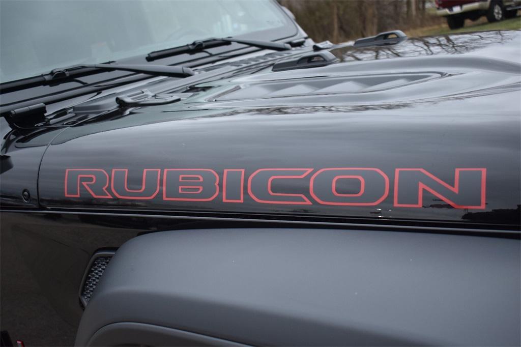 new 2025 Jeep Wrangler car, priced at $52,401