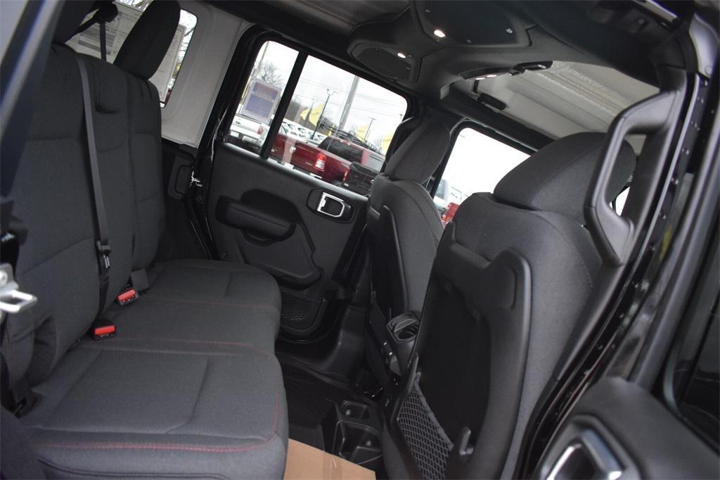 new 2025 Jeep Wrangler car, priced at $52,401