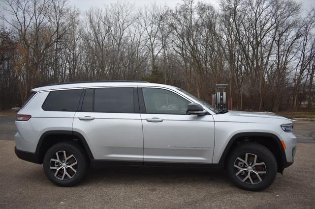 new 2024 Jeep Grand Cherokee L car, priced at $43,604