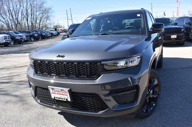 new 2025 Jeep Grand Cherokee car, priced at $41,744