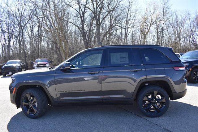 new 2025 Jeep Grand Cherokee car, priced at $41,744