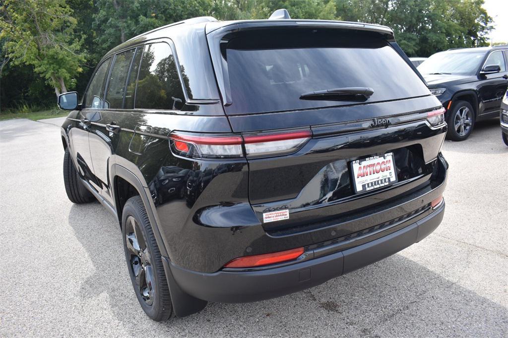 new 2025 Jeep Grand Cherokee car, priced at $41,527