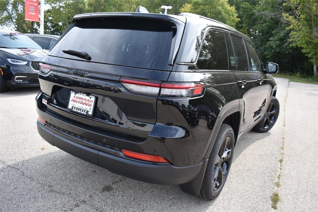 new 2025 Jeep Grand Cherokee car, priced at $41,527