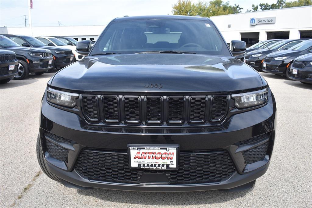 new 2025 Jeep Grand Cherokee car, priced at $41,527